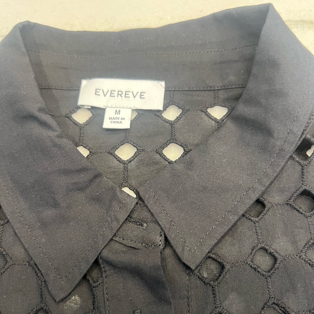 Evereve Button Down Eyelet Shirt - Picture 2 of 5